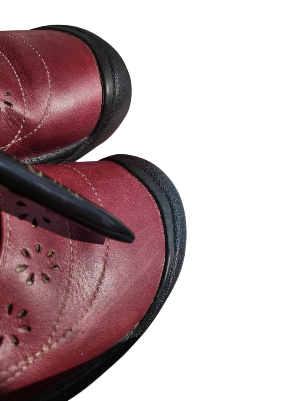 Keen Women's Mary Jane Flats in Burgundy and Black - Picture 5 of 8